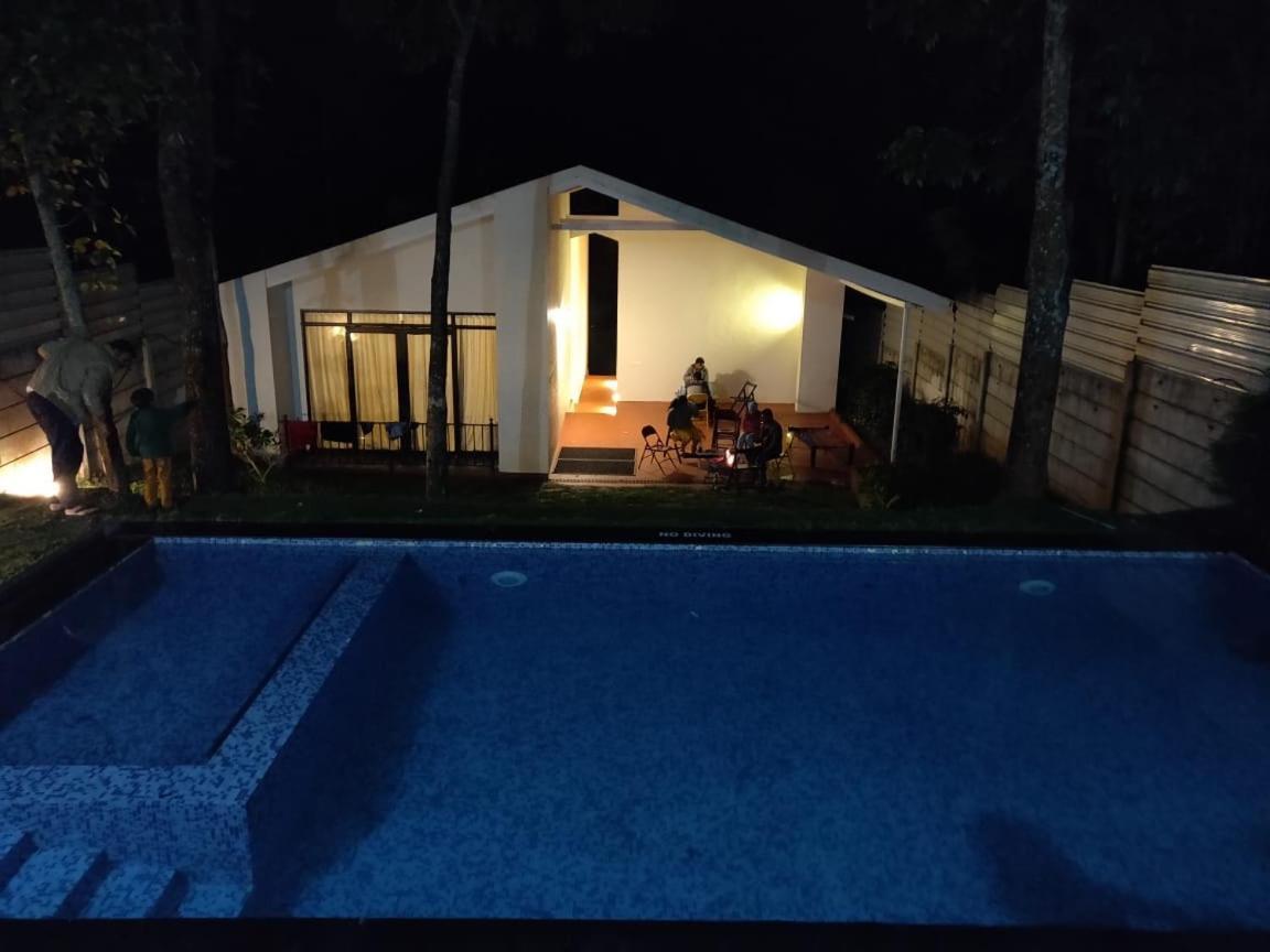 Aakriti Homestay Чикмагалур Экстерьер фото