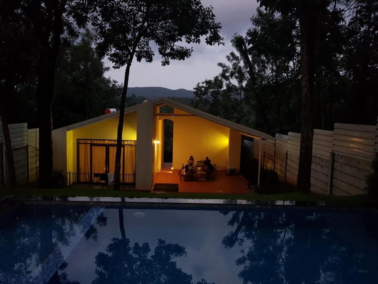 Aakriti Homestay Чикмагалур Экстерьер фото